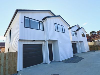 8a Britannia Place, Half Moon Bay