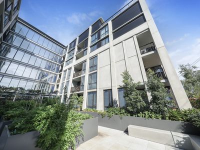 G03A / 72 Ascot Vale Road, Flemington