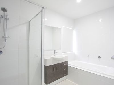 126 Cooper Crescent, Rochedale
