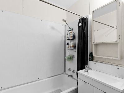 34 Howe Street, Seymour