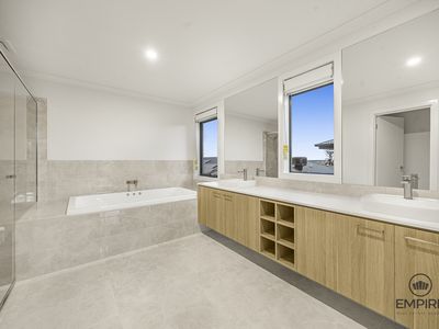 25 Fiorin Street, Clyde North