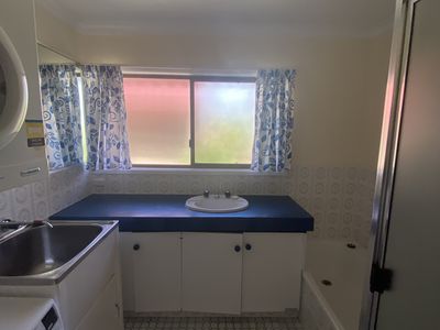 4 / 2 James Street, Urangan