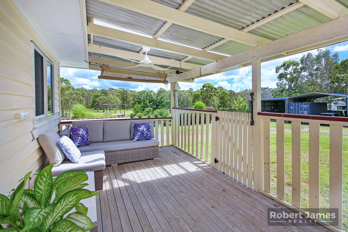 69 Green Gate Road, Cooroibah