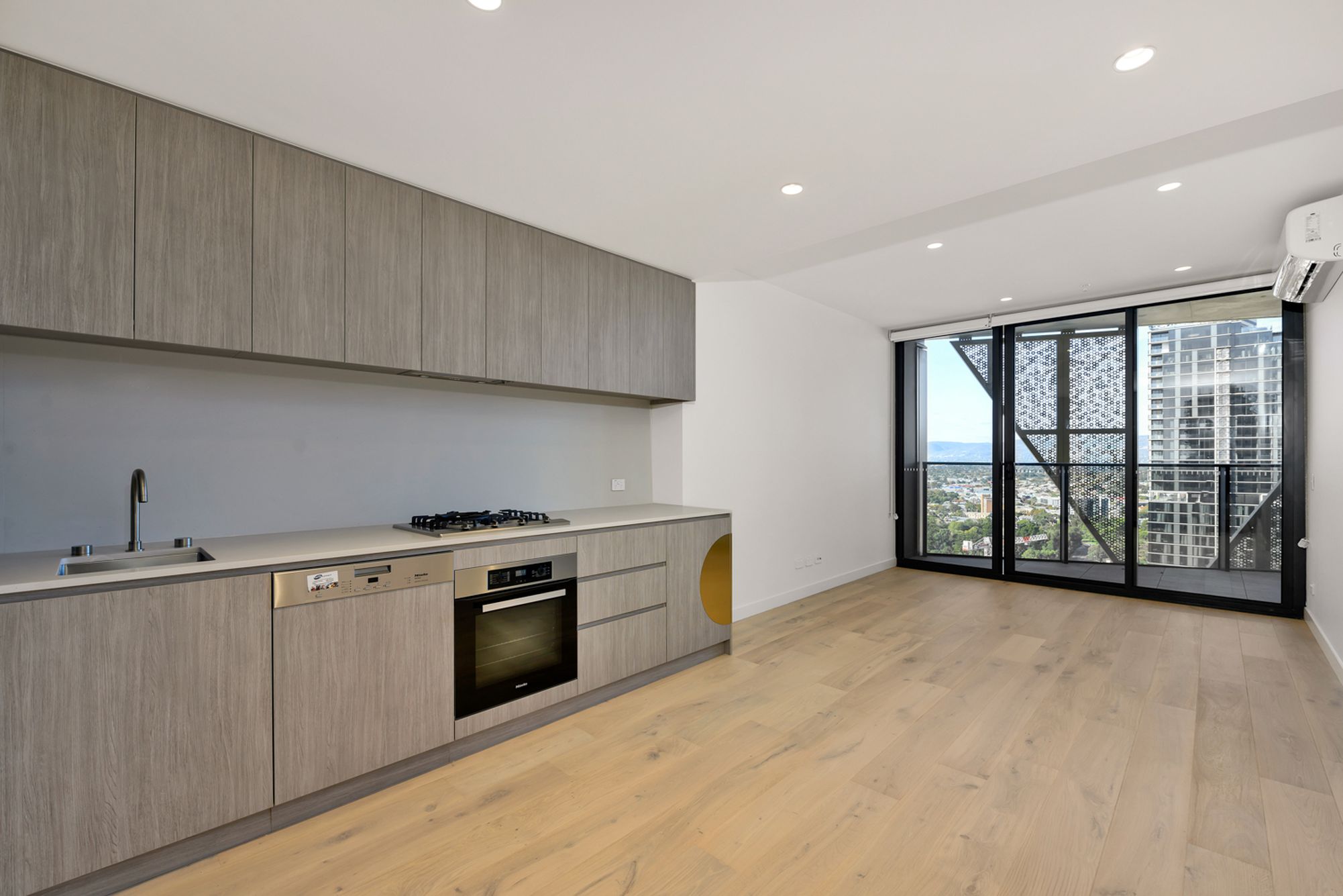 2205 / 17 Austin Street, Adelaide