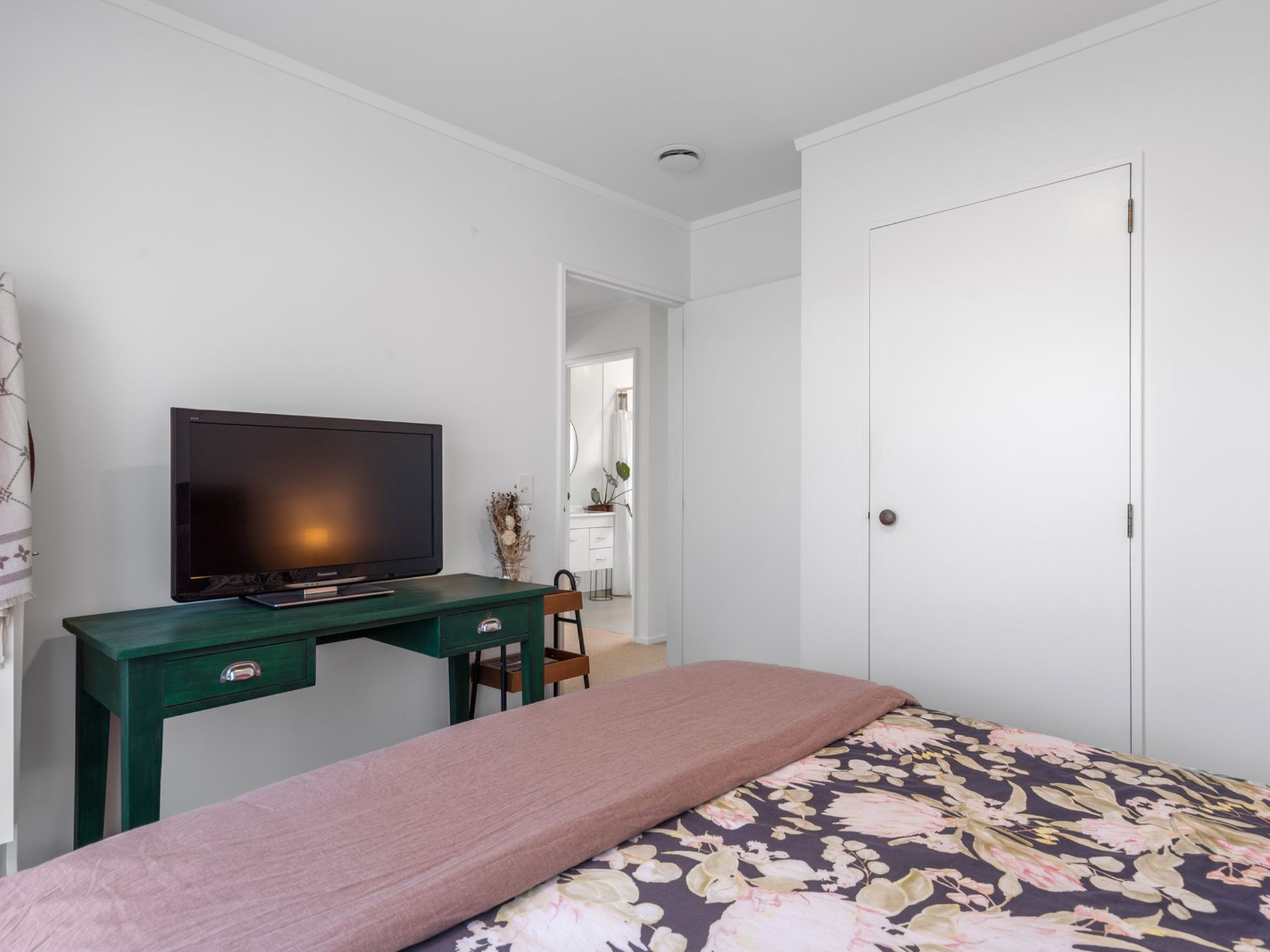 2 / 23 Towai Street, Stoke