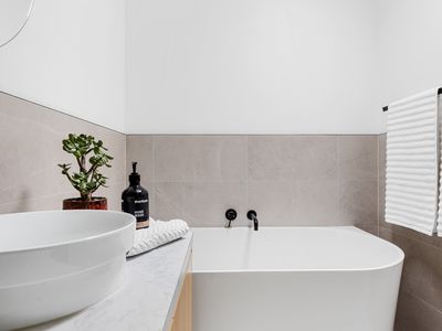 2 / 30 Yardley Street, Maidstone