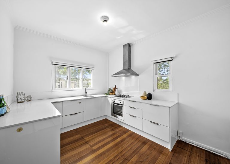 2 / 1-5 Mona Place, South Yarra