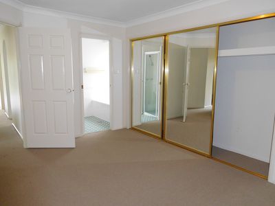 8 Stead Place, Casula
