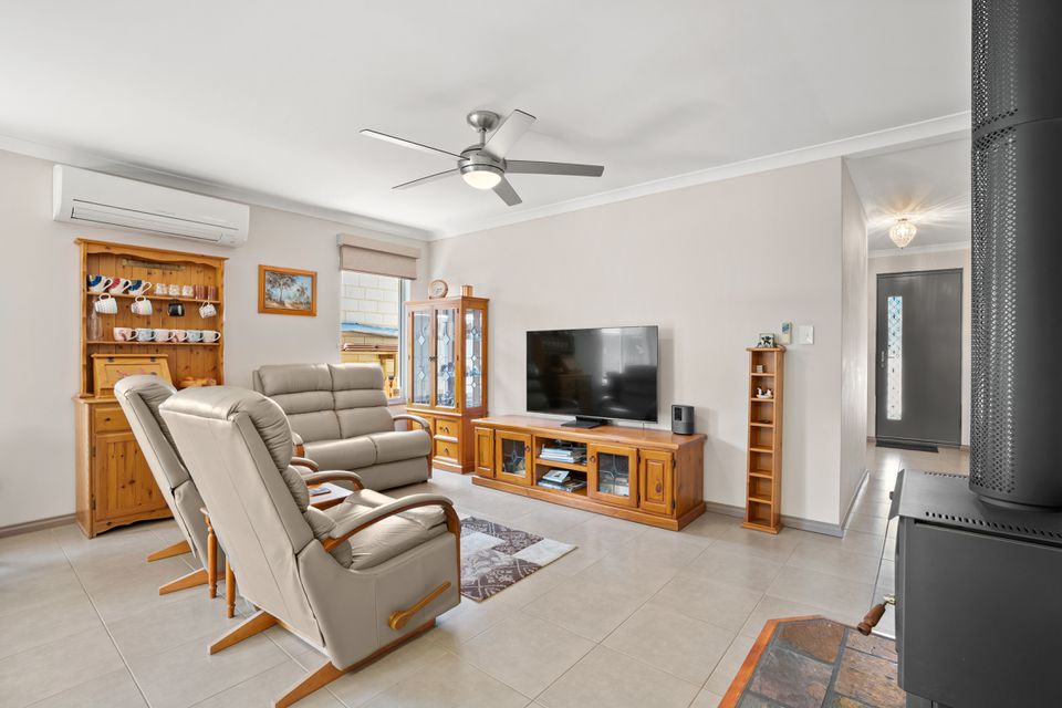 27 Chestnut Way, Baldivis