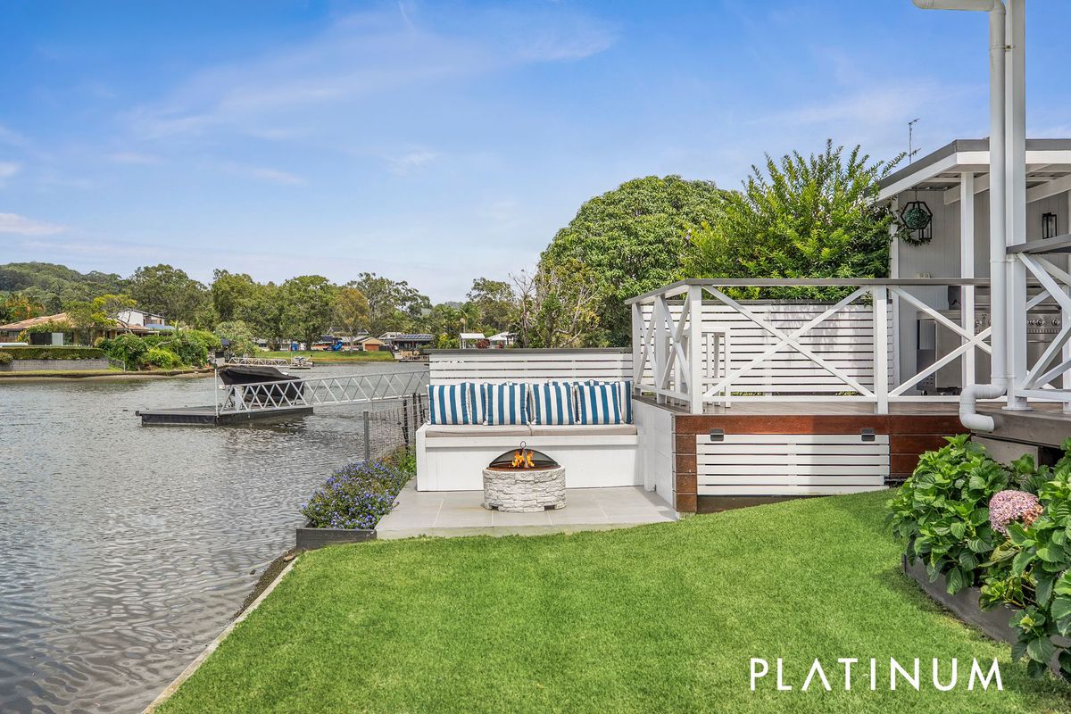 10 Spinnaker Court, Currumbin Waters