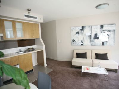 1804 / 77 Berry Street, North Sydney