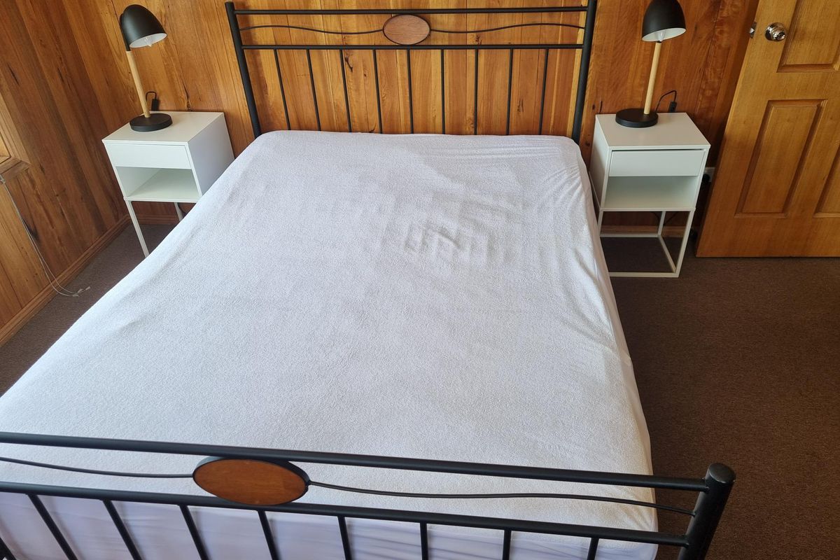 1 / 17 Magnolia Avenue, Kalkite