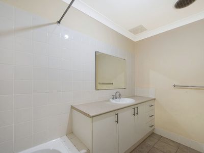 99 Queens Road, South Guildford