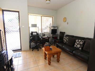 9 / 76-80 Little Street, Forster