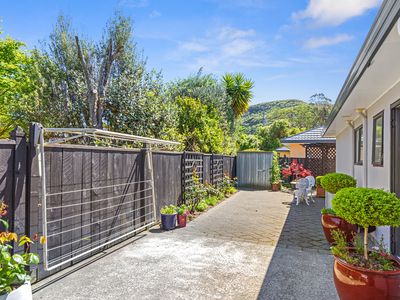 40 Mary Huse Grove, Manor Park