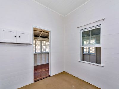 5 Macrae Street, Woodend