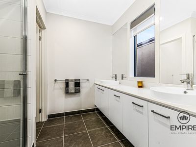 41 Garrard Crescent, Clyde