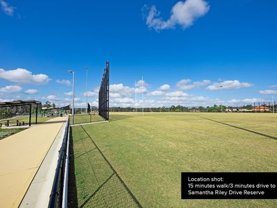 33 Roland Garros Crescent, North Kellyville