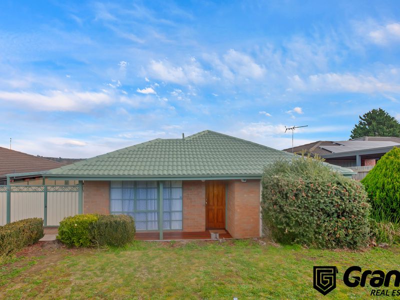 3 Feldspar Court, Narre Warren