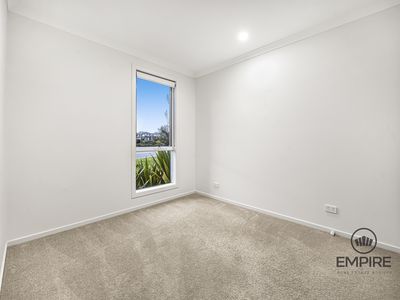 24 Portobello Boulevard, Clyde North