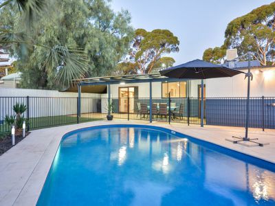 144 Varden Street, Piccadilly