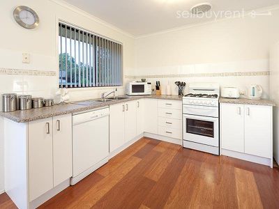 4 WILTSHIRE CRESCENT, Wodonga