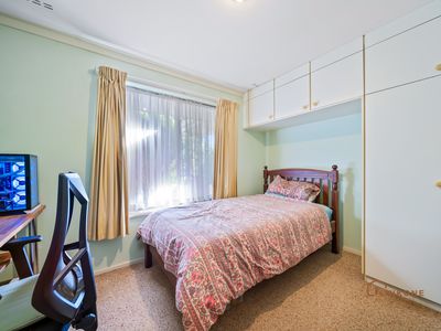6 Parry Avenue, Bateman