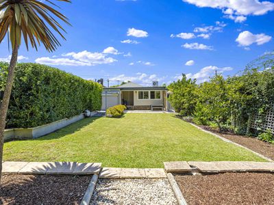 44 Benaroon Road, Lakemba