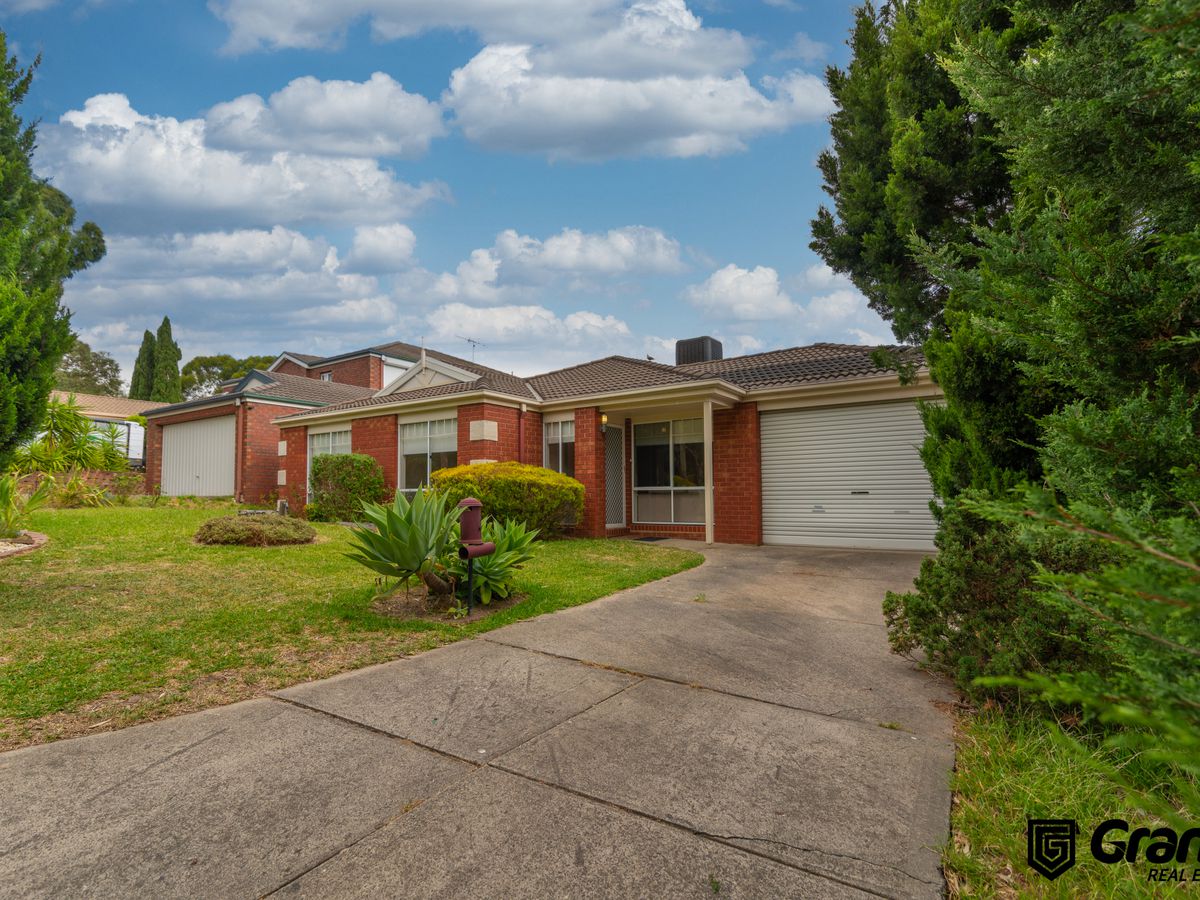 11 Nestle Retreat, Berwick Grand Real Estate