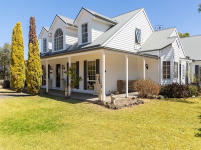 53 Albert Road, Port Fairy