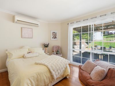 12 Strahan Road, Newstead