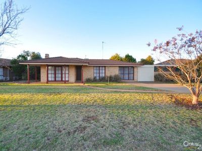 1 Osborne Place, Dubbo