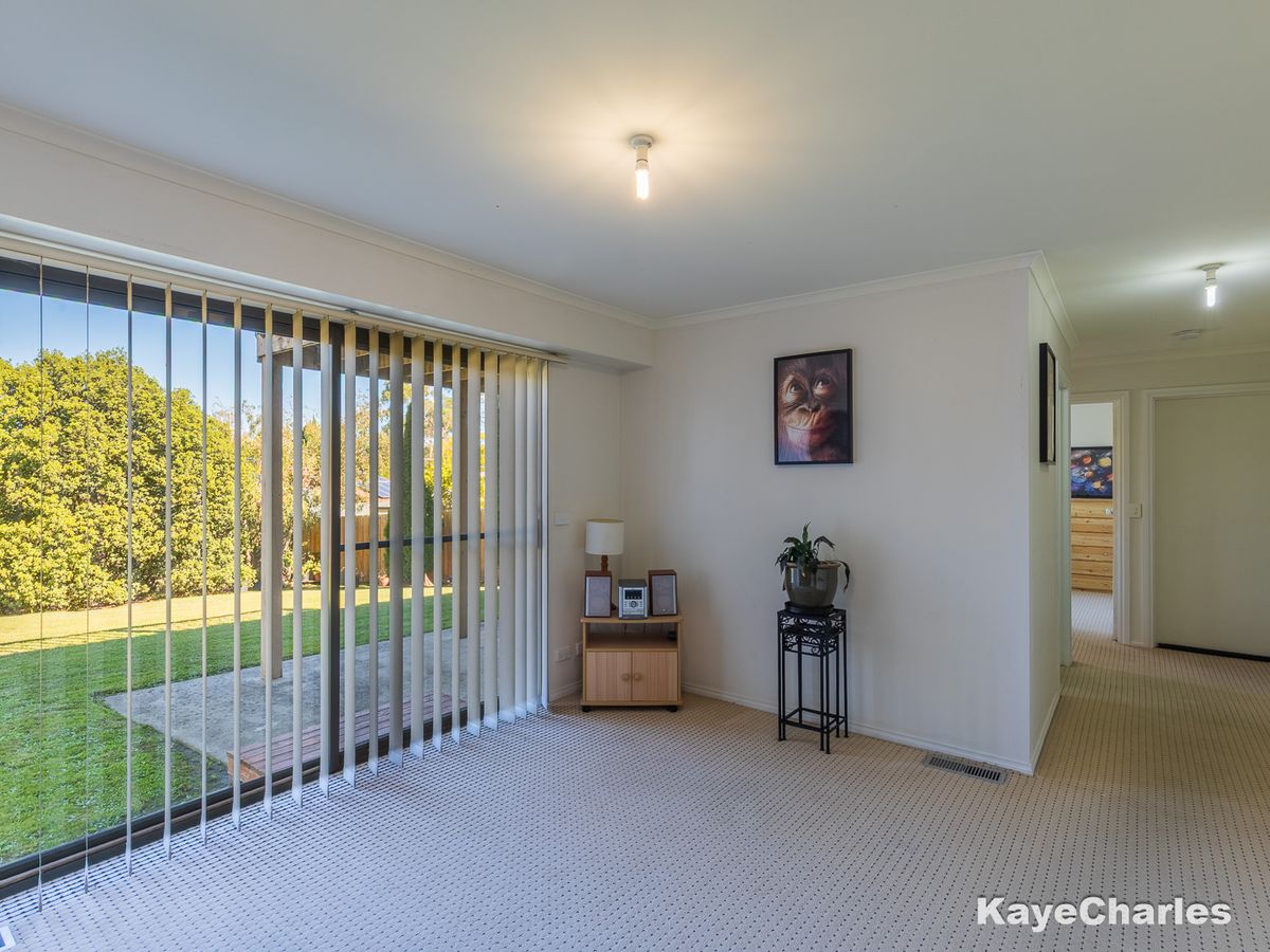 41 Portchester Boulevard, Beaconsfield