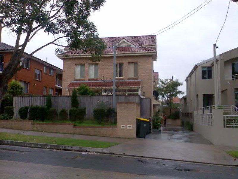 3 / 29 Claremont, Campsie