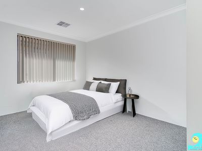 10 Paddle Way, Yanchep