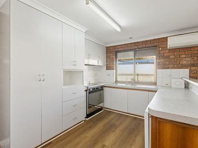 42 Shadwell Way, Morley