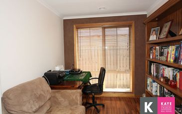 21 Grange Circuit, Beaconsfield