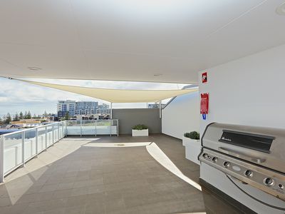 3 / 285 West Coast Highway, Scarborough