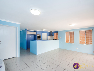 14 / 17 Third Avenue, Kelmscott