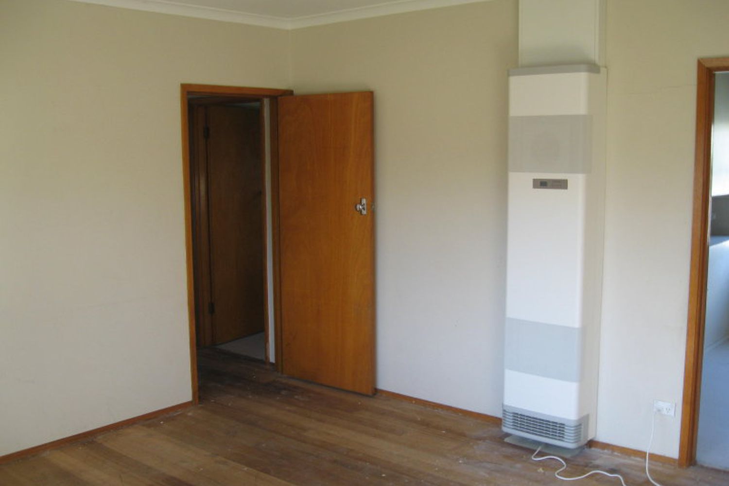 72 Albert Street, Horsham