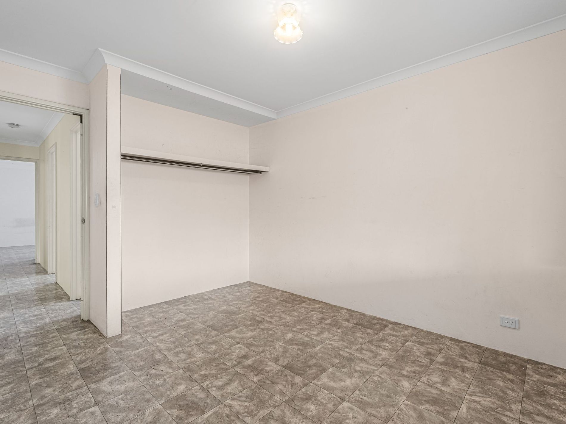 6 Tuscany Place, Caversham