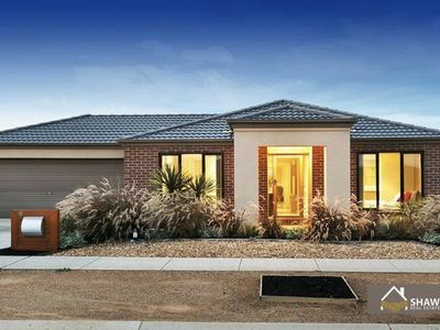 6 Field Street, Manor Lakes