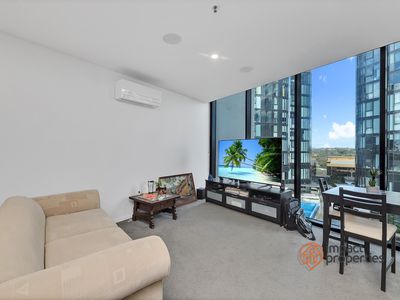 901 / 6 Grazier Lane, Belconnen