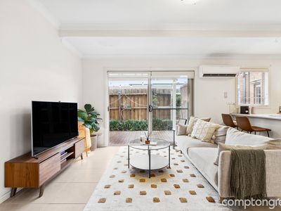 2 / 21 Basil Street, Newport