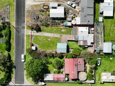 9 Hill Street, Donovans