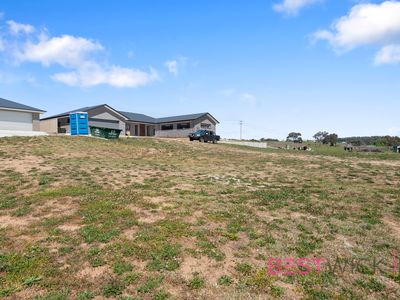 25 Campbell Close, Llanarth