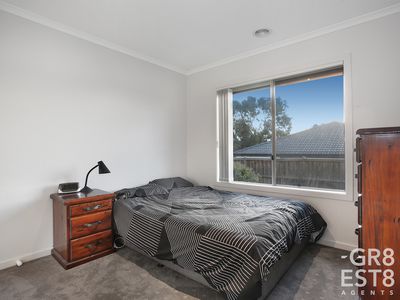 31 Merritt Avenue, Cranbourne West