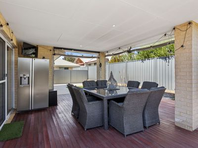 15 Palomino Promenade, The Vines