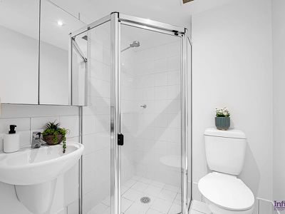 306A / 130 Carillon Avenue, Newtown