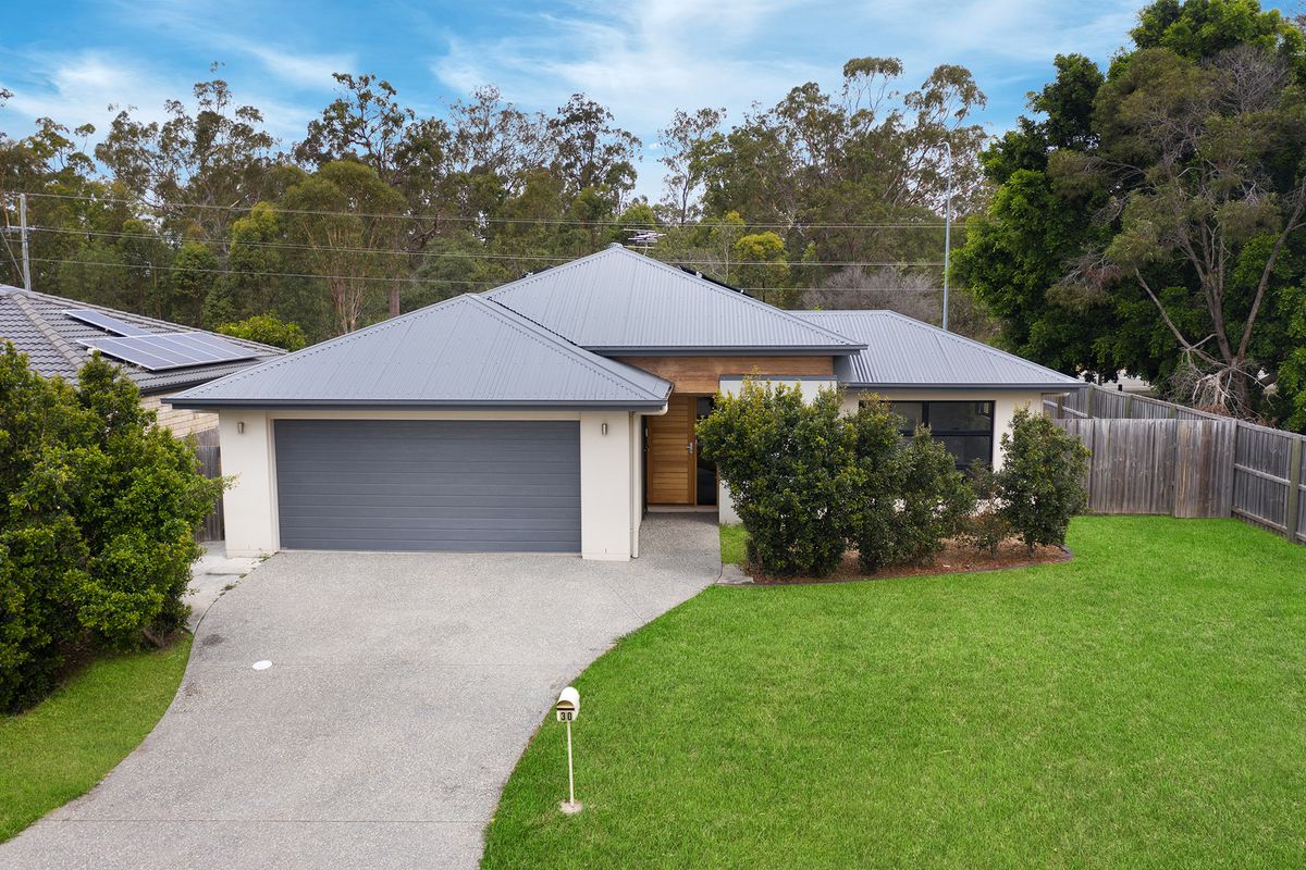 30 Thames Drive, Regents Park